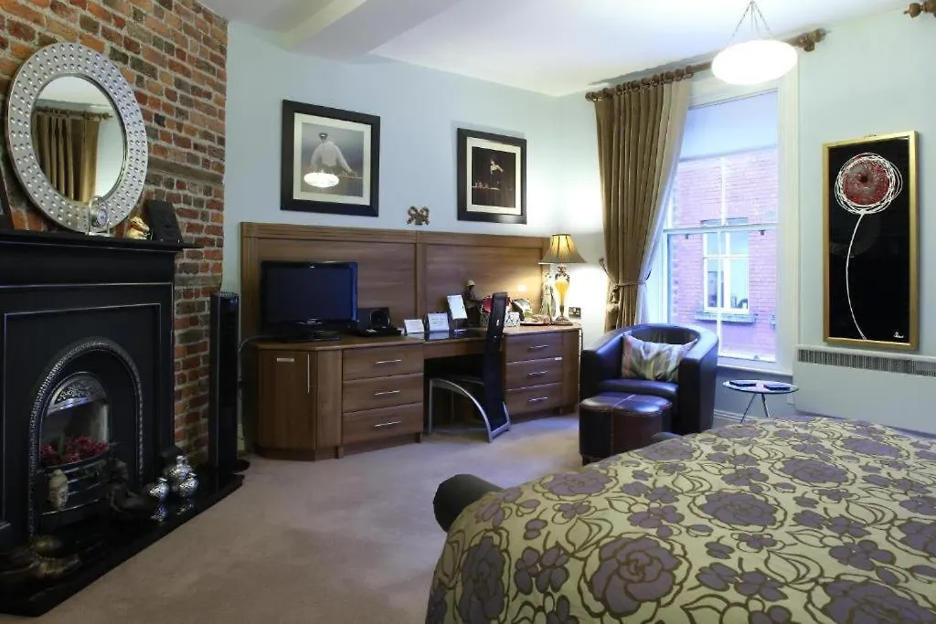The Merchant House Dublin 5*,