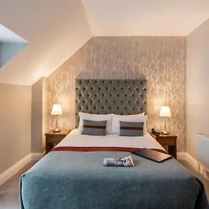 Raheen Woods Hotel Athenry